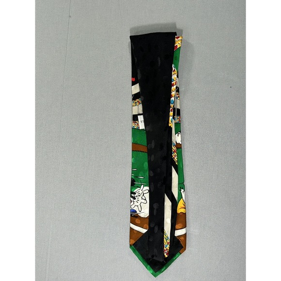 Disney Store Mickey Mouse Tie Mickey, Donald and Goofy playing baseball - Picture 7 of 8